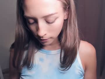 webcam girl wave_of_happy_ image #5456129
