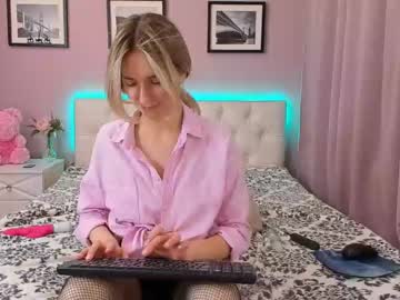webcam girl patriciablair image #2213350