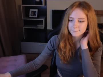 webcam girl plastic_beach image #6376957