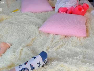 webcam girl littlething88 image #1462271