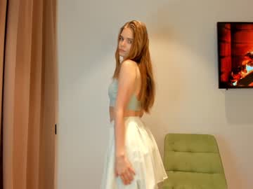 webcam girl carolynsveronica image #5010812