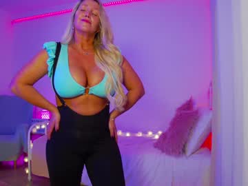 webcam girl angel_danm_milf image #1142608