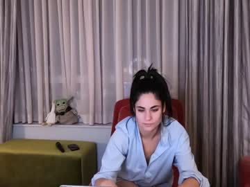 webcam couple ari_lovexo image #5841578