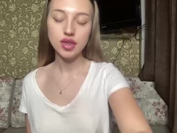 webcam girl lily_hun image #639590