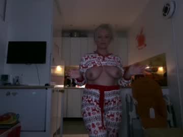 webcam girl kiradivine image #3376884