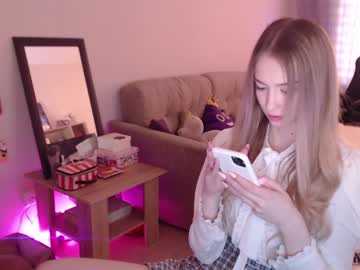 webcam girl gudeeetama image #256135