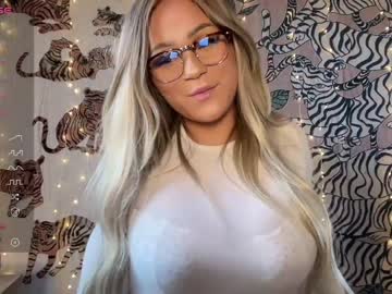 webcam girl ari_02 image #5100512