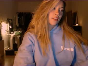 webcam girl bitter_moon image #3350047
