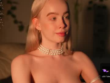 webcam couple mother__of__dragons image #5637950