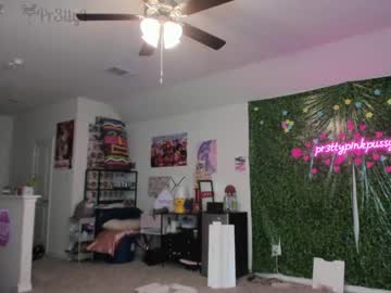 webcam girl pr3ttyp1nkpussy image #2568852