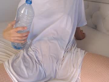 webcam girl lesi_moon image #4980143