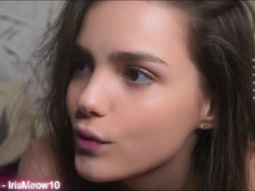 webcam girl emiliacourtney image #5898789