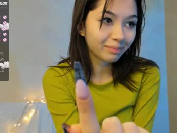 webcam girl happy_pastime image #2971412