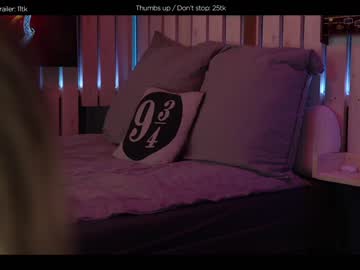 webcam girl hermione_potter_couple image #1094273