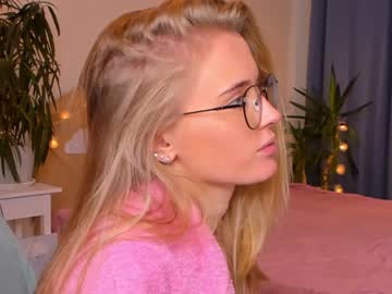 webcam girl linellali image #2649844