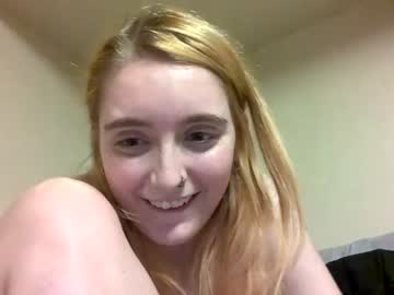 webcam girl haleyssmokes image #1152774
