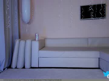 webcam girl hollyextra image #3660735