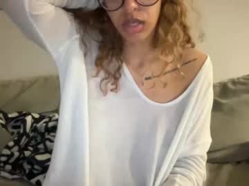 webcam girl strwberrylips image #4050273