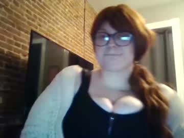 webcam girl mspeachhh image #4301382