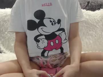 webcam girl littlebaby_mom2022 image #793453