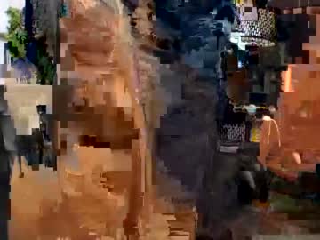 webcam man hollandhousestudios image #2518417