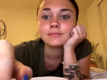 webcam girl queencassidyy image #5038089