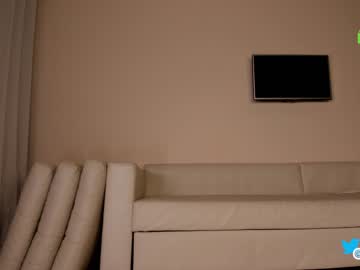 webcam girl hollyextra image #6332547