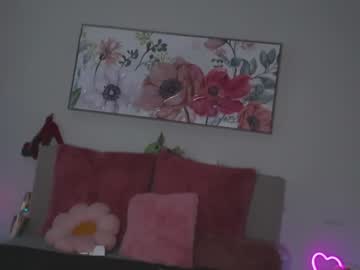 webcam couple ari_lovexo image #5415839