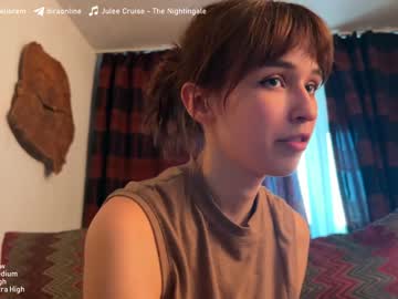 webcam girl hernamewasdira image #4755905