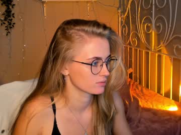 webcam girl linellali image #2555746