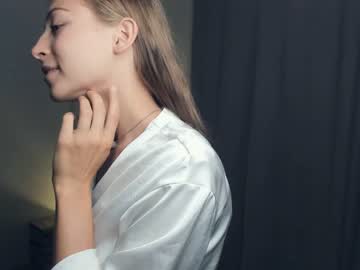 webcam girl wave_of_happy_ image #5469145