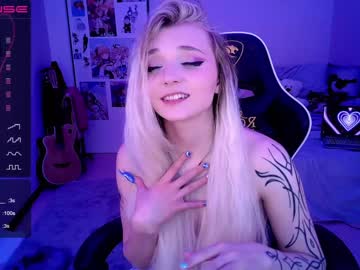 webcam girl _b_a_n_s_h_e_e_ image #4379483