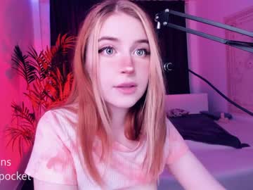 webcam girl pocketrocket_ image #840570