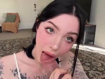 webcam tranny evelynforever image #5725118