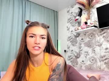 webcam girl joconda image #3012608