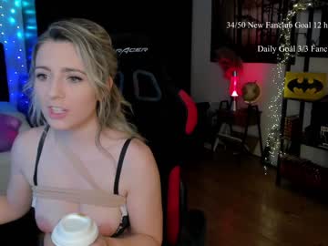 webcam girl kimilee22 image #5163545