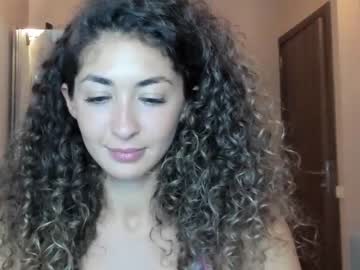 webcam girl tinayoudream image #1588672
