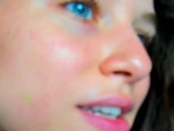 webcam girl demurelixir image #4307585