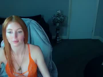 webcam couple red_firesquirt image #6837172