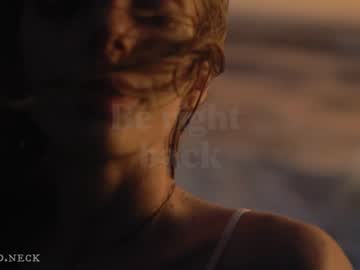 webcam girl wild_neck image #4438315
