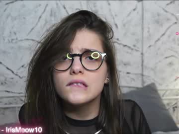 webcam girl emiliacourtney image #5869540