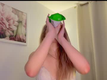 webcam girl myassistant image #5926891