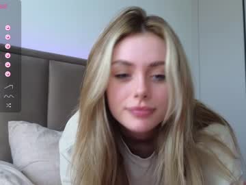 webcam girl sky_magic image #6763437