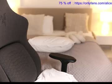 webcam girl smileyouarehere image #3351707