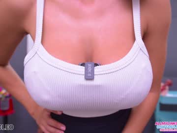 webcam girl livecleo image #6437596