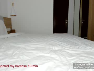 webcam girl carolinaherera image #2655843