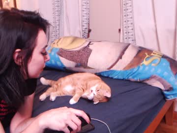 webcam girl eeeveee image #240471