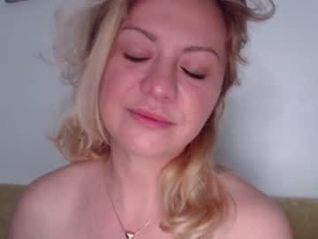 webcam girl kiradivine image #1955206