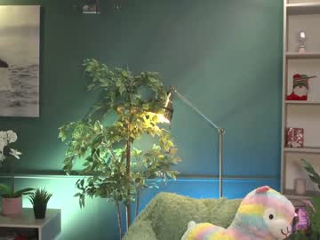 webcam girl ella_knockers_xl image #1498350