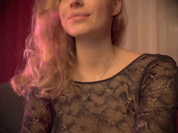 webcam girl thelawofattraction image #469940